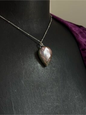 Purple labradorite crystal necklace pendant 3rd eye jewelry for protection boho